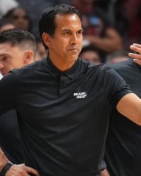 kaiyun.com-斯波拒绝伤病借口：两队都非100%健康 这是季后赛