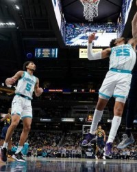 开云体育官网-疯狂攻势打破多项队史记录 黄蜂火力全开无可阻挡