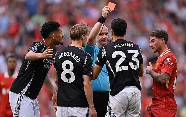 1747032097800076733.jpg 22.jpg