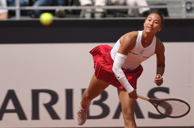 1747014185604029637.jpg (体育)(8)网球——WTA1000罗马站:郑钦文晋级第三轮XxjpseC007260_20250509_PEPFN0A001.jpg